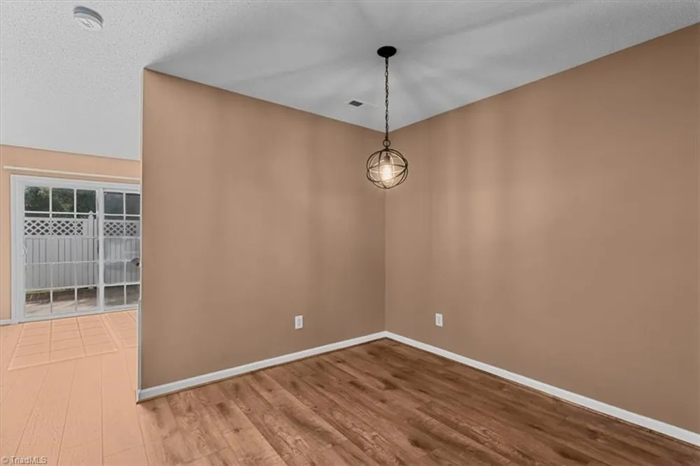 41 Tannenbaum Circle Greensboro, NC 27410