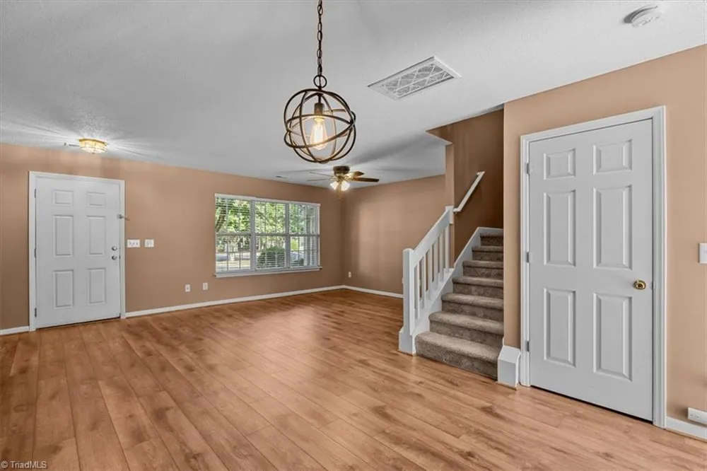 41 Tannenbaum Circle Greensboro, NC 27410