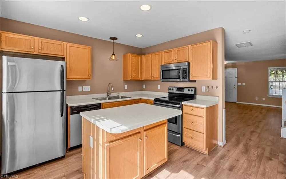 41 Tannenbaum Circle Greensboro, NC 27410