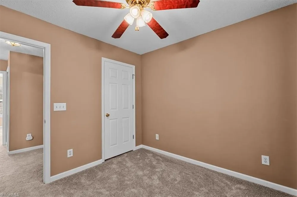 41 Tannenbaum Circle Greensboro, NC 27410
