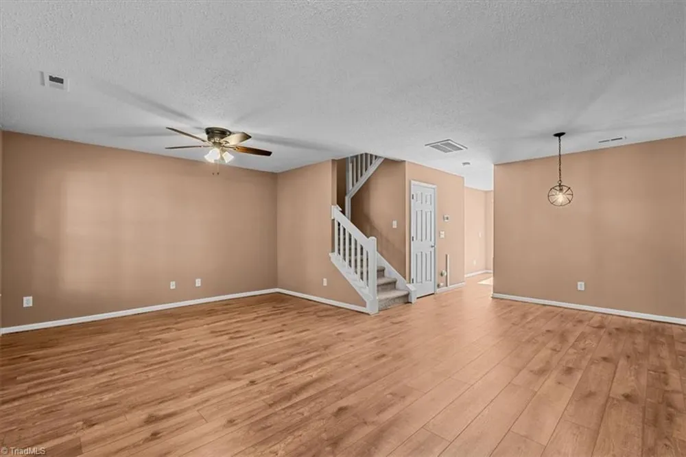 41 Tannenbaum Circle Greensboro, NC 27410