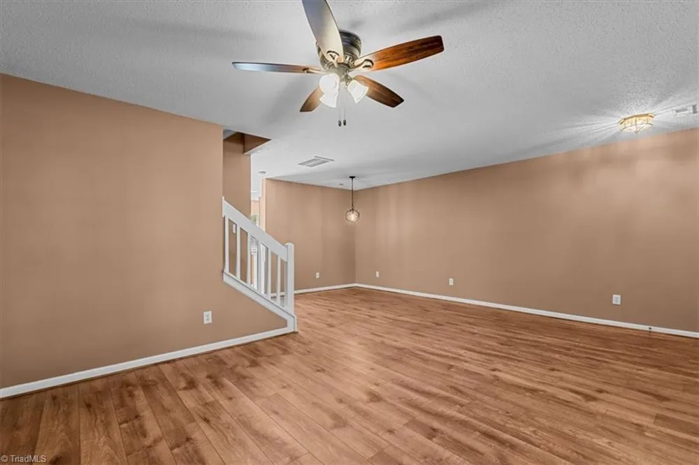 41 Tannenbaum Circle Greensboro, NC 27410