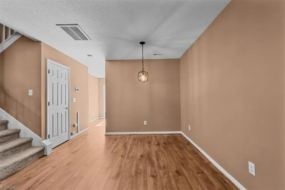 41 Tannenbaum Circle Greensboro, NC 27410