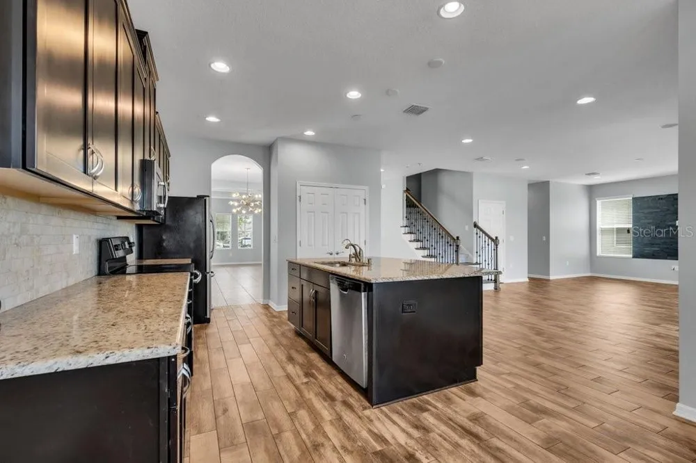 7225 BLUE BEECH DRIVE Riverview, FL 33578