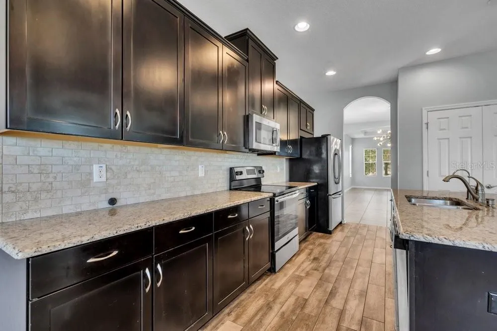7225 BLUE BEECH DRIVE Riverview, FL 33578