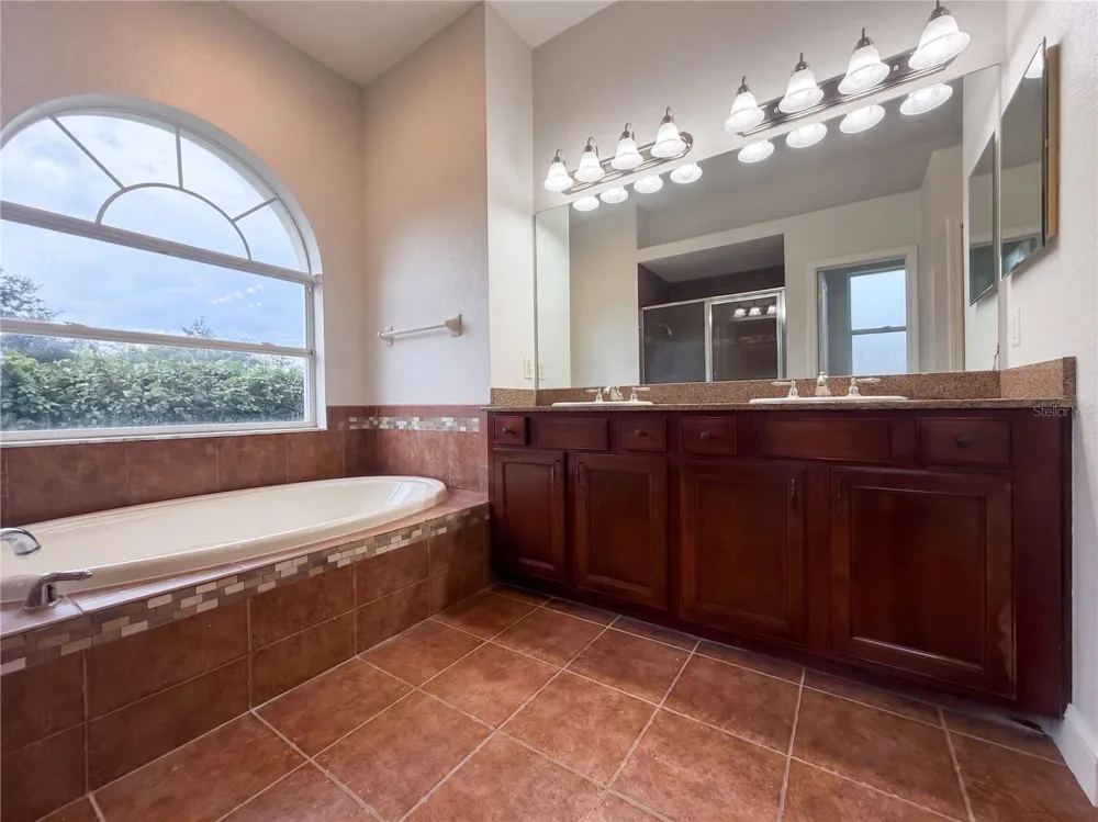 14275 CREEK RUN DRIVE Riverview, FL 33579
