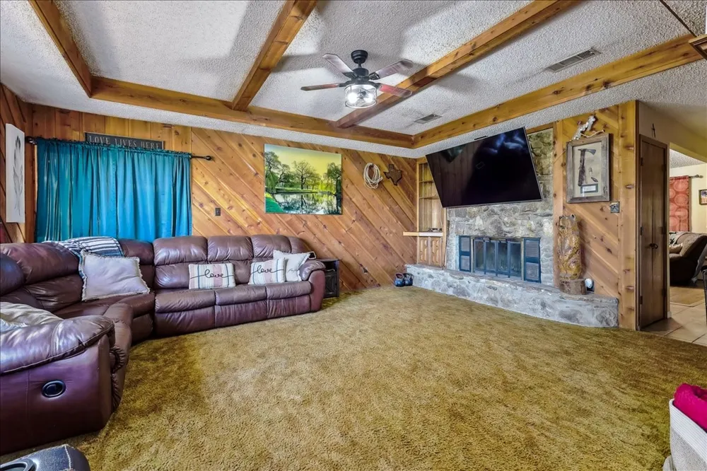 8123 Hilltop Road Argyle, TX 76226