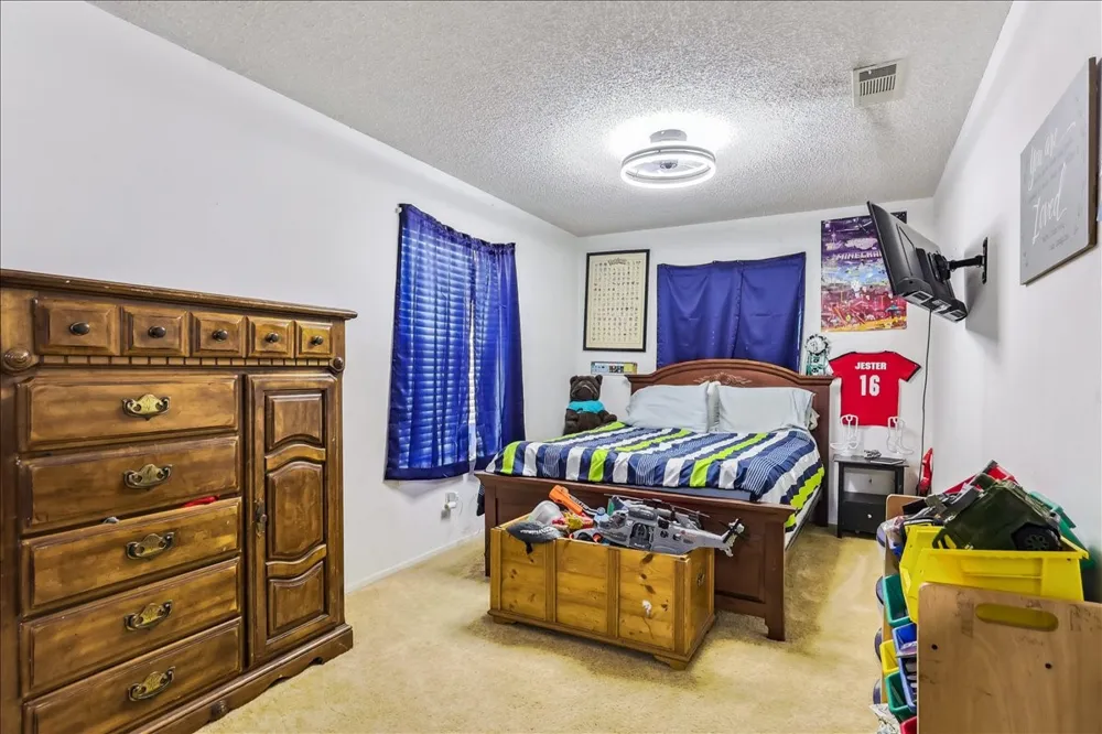 8123 Hilltop Road Argyle, TX 76226