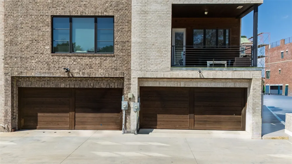 449 S Rayner Street Fort Worth, TX 76111