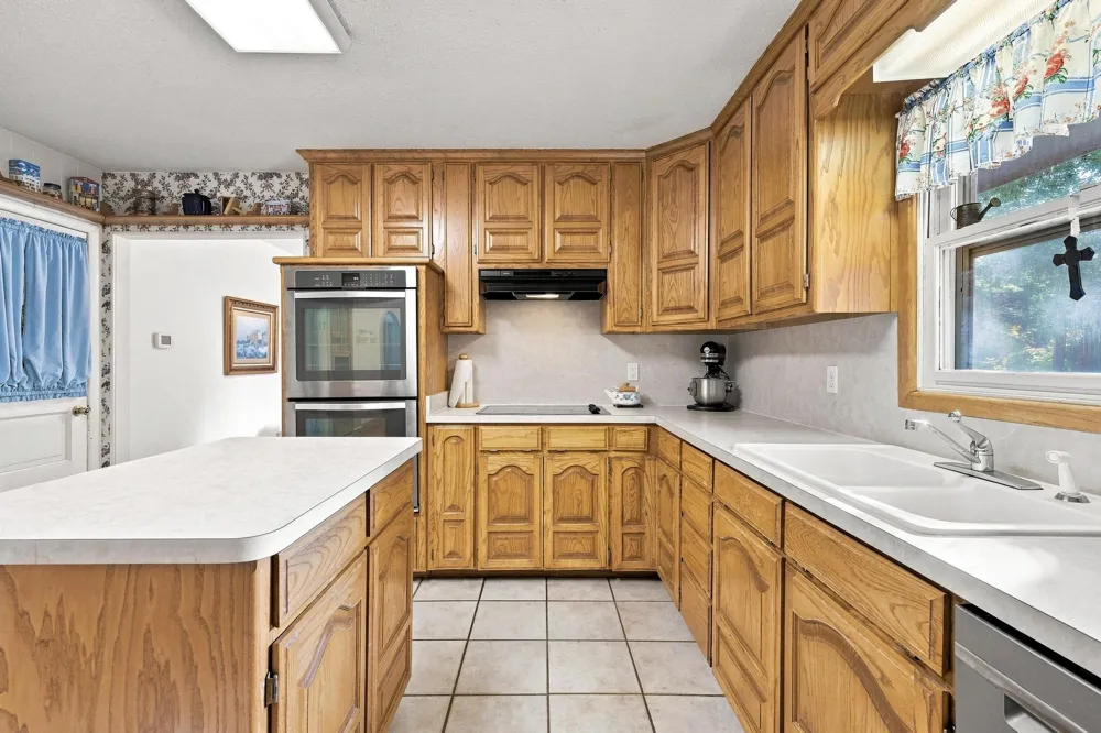 2126 County Road 1450 Bonham, TX 75418