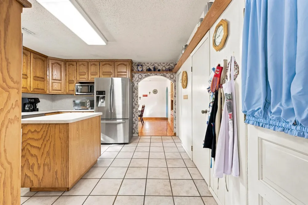 2126 County Road 1450 Bonham, TX 75418