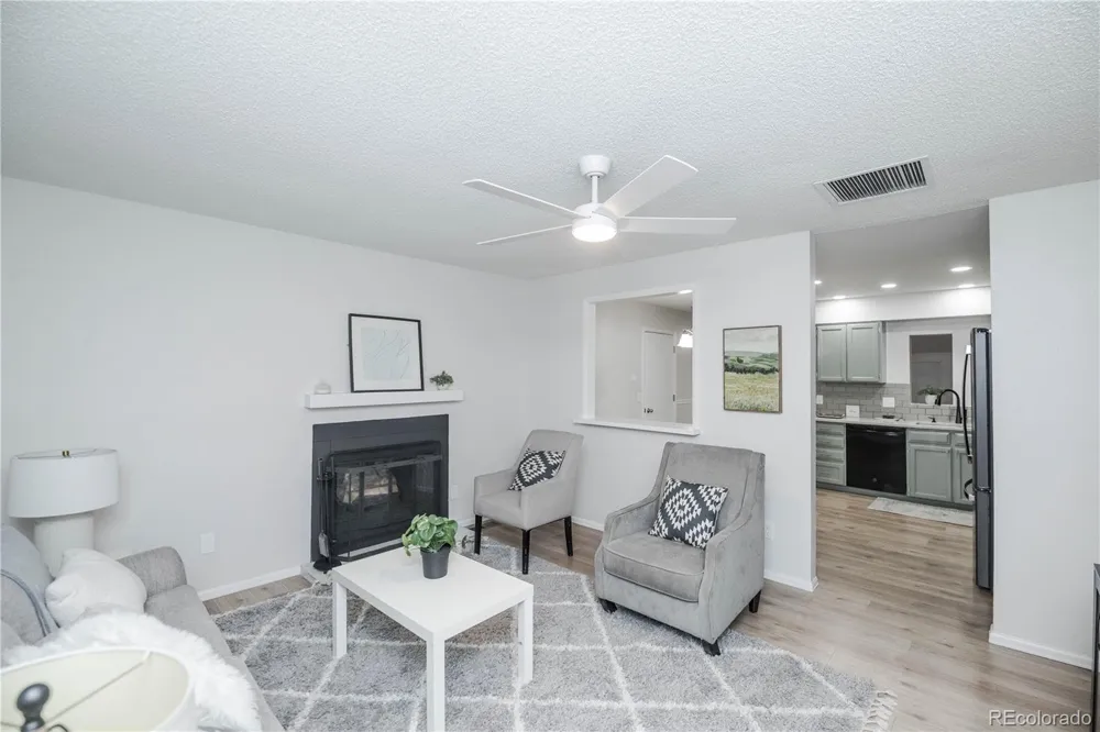 1961 S Ivory Way Aurora, CO 80013