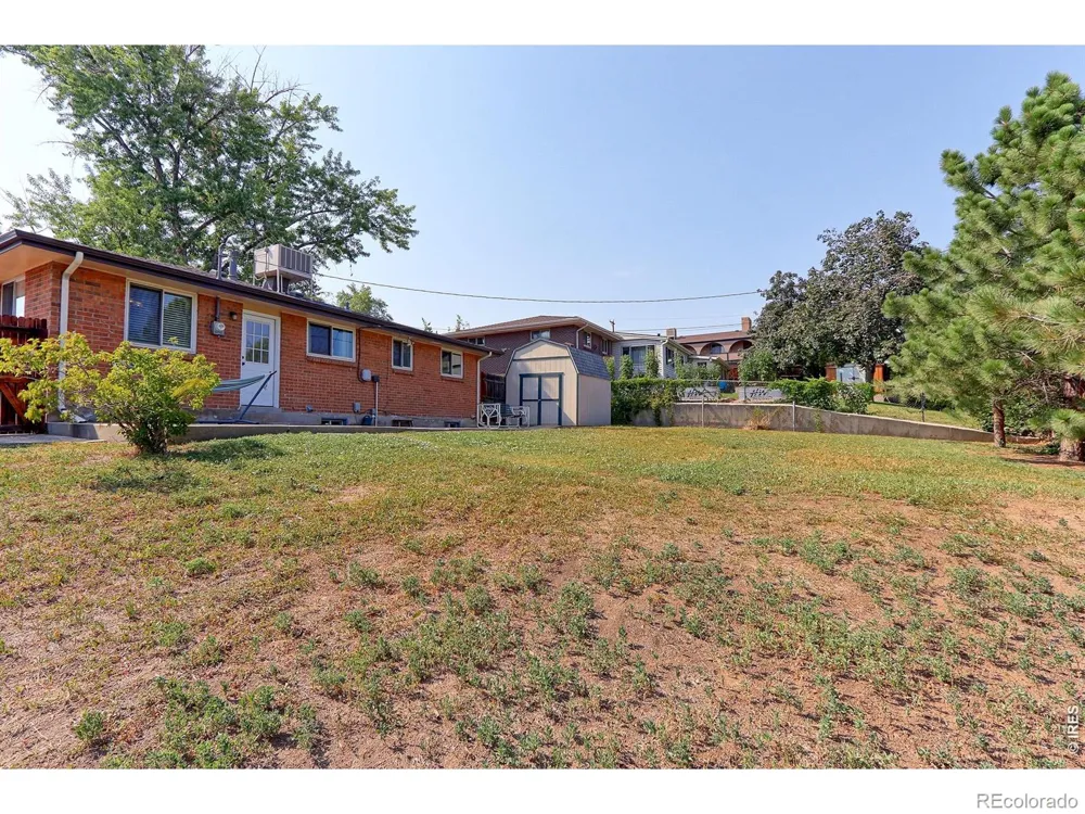 7136 Otis Street Arvada, CO 80003