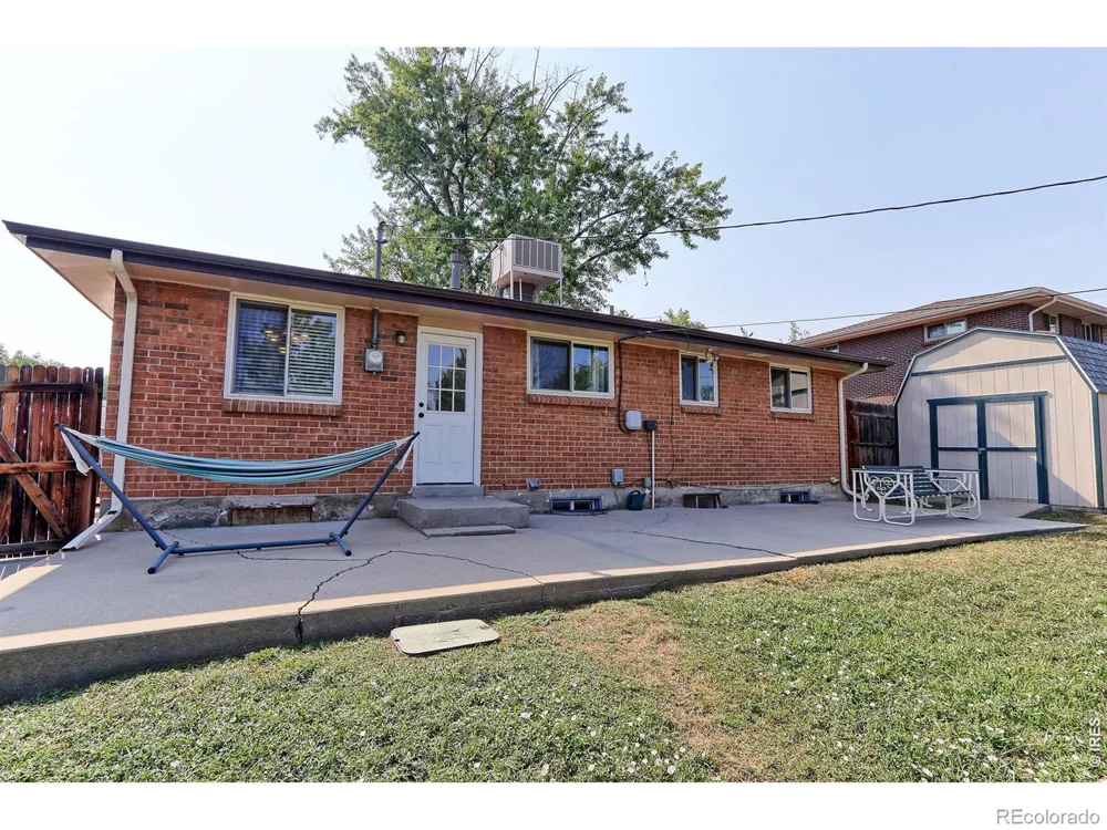 7136 Otis Street Arvada, CO 80003