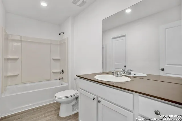 13528 BARTON CV San Antonio, TX 78253