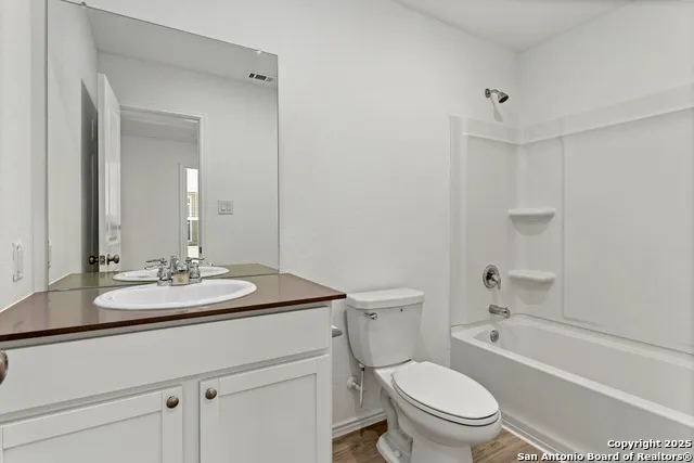 13528 BARTON CV San Antonio, TX 78253