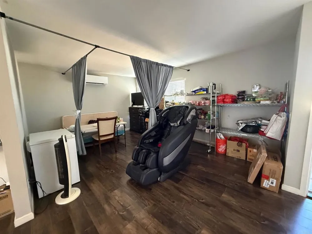 10480 Greenford Drive San Diego, CA 92126