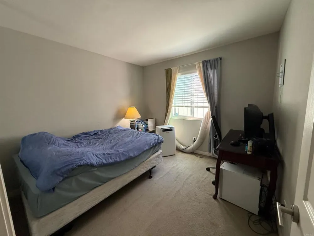 10480 Greenford Drive San Diego, CA 92126