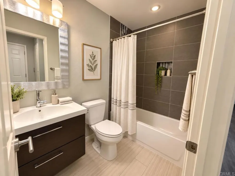 10480 Greenford Drive San Diego, CA 92126
