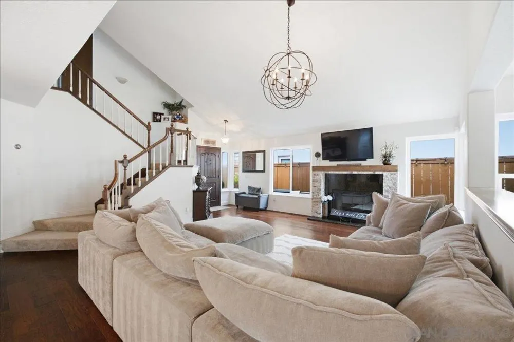 5191 Terraza Quintana San Diego, CA 92124