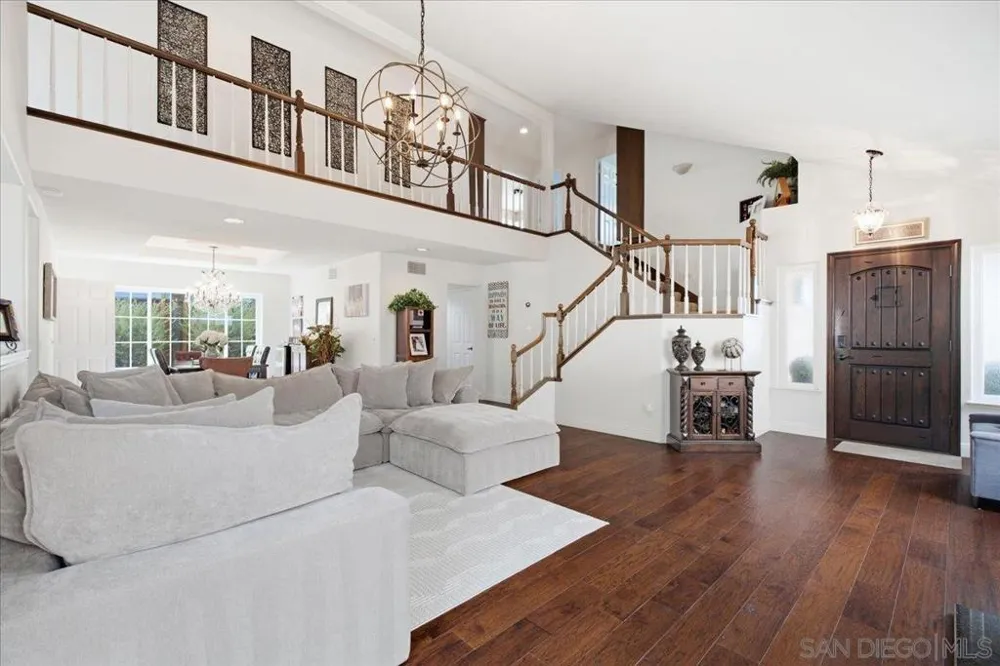 5191 Terraza Quintana San Diego, CA 92124