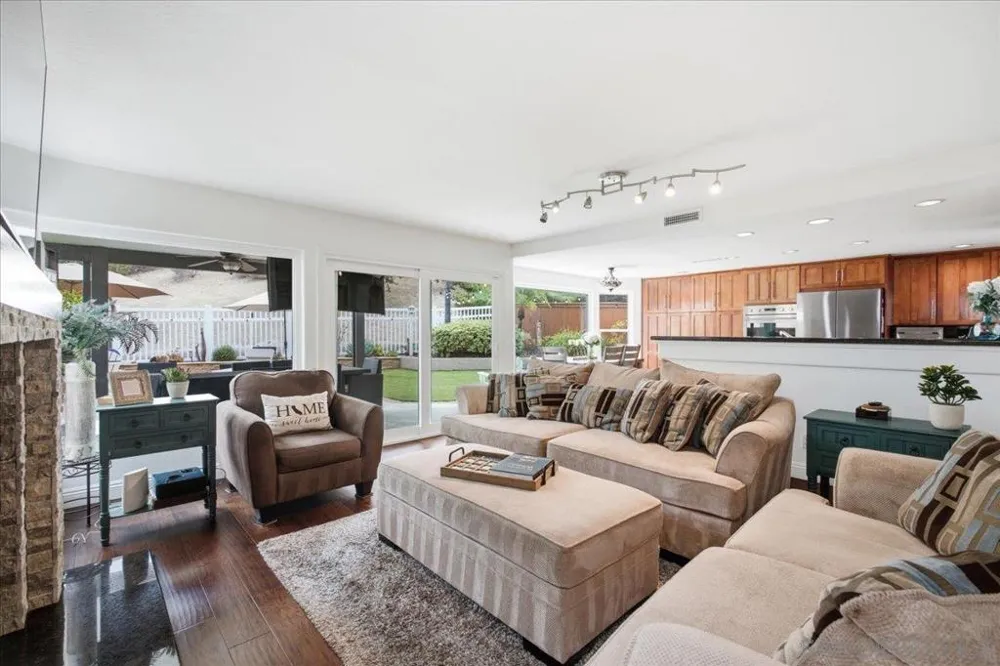 5191 Terraza Quintana San Diego, CA 92124