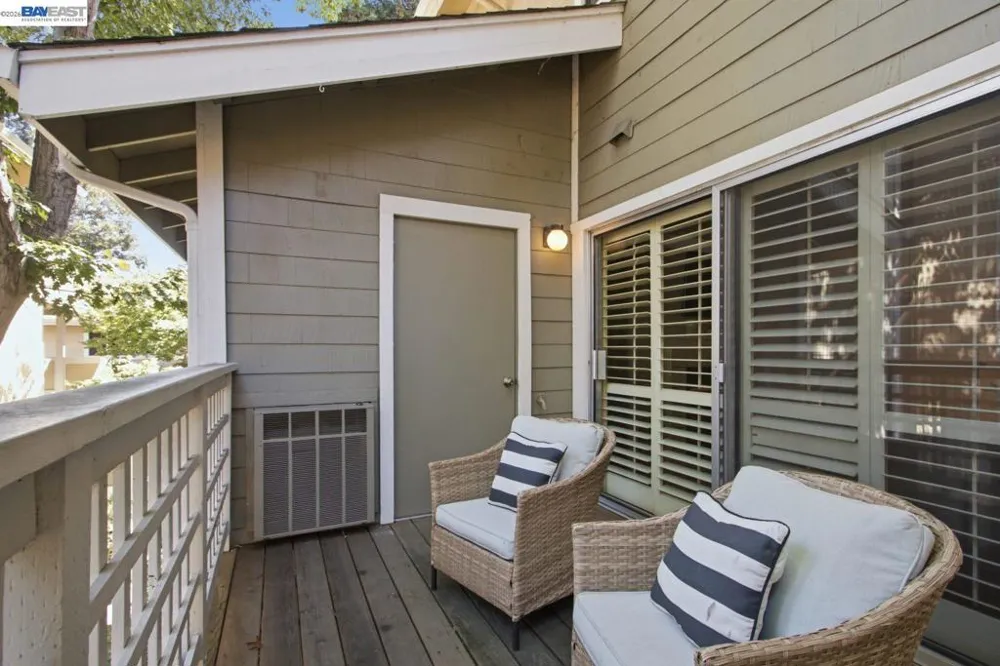 2627 Oak Rd #B Walnut Creek, CA 94597