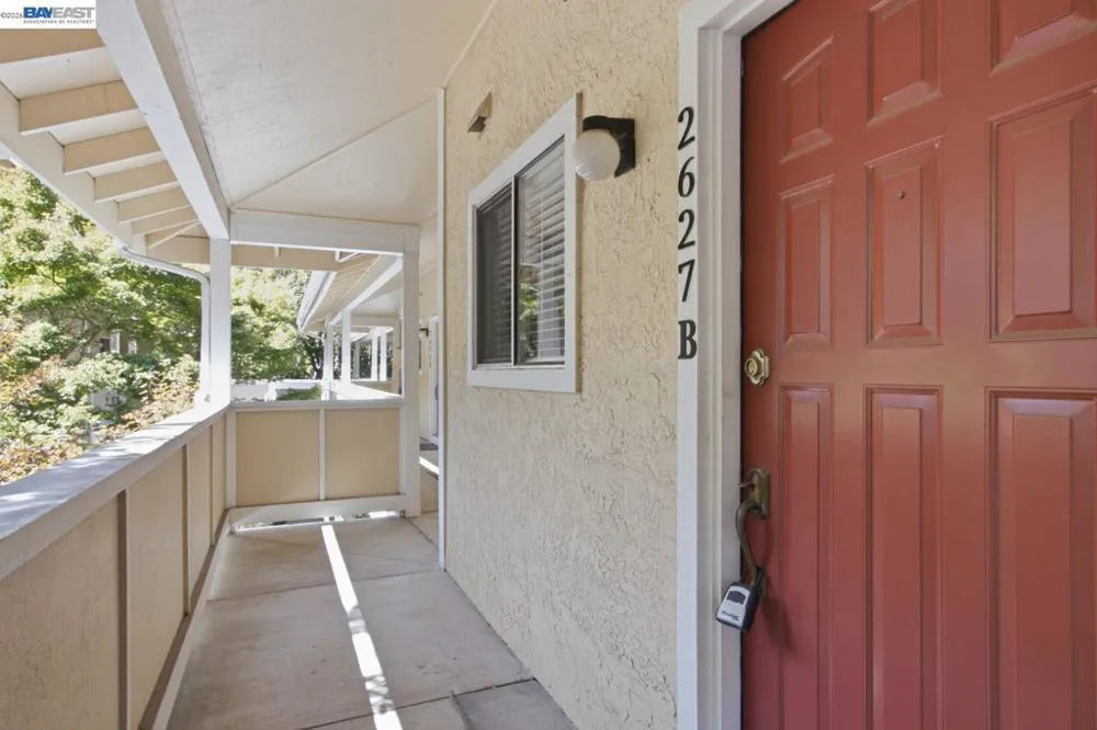 2627 Oak Rd #B Walnut Creek, CA 94597