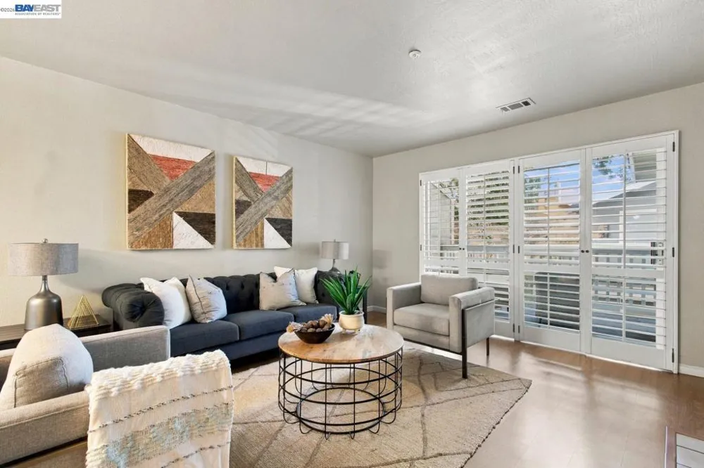 2627 Oak Rd #B Walnut Creek, CA 94597