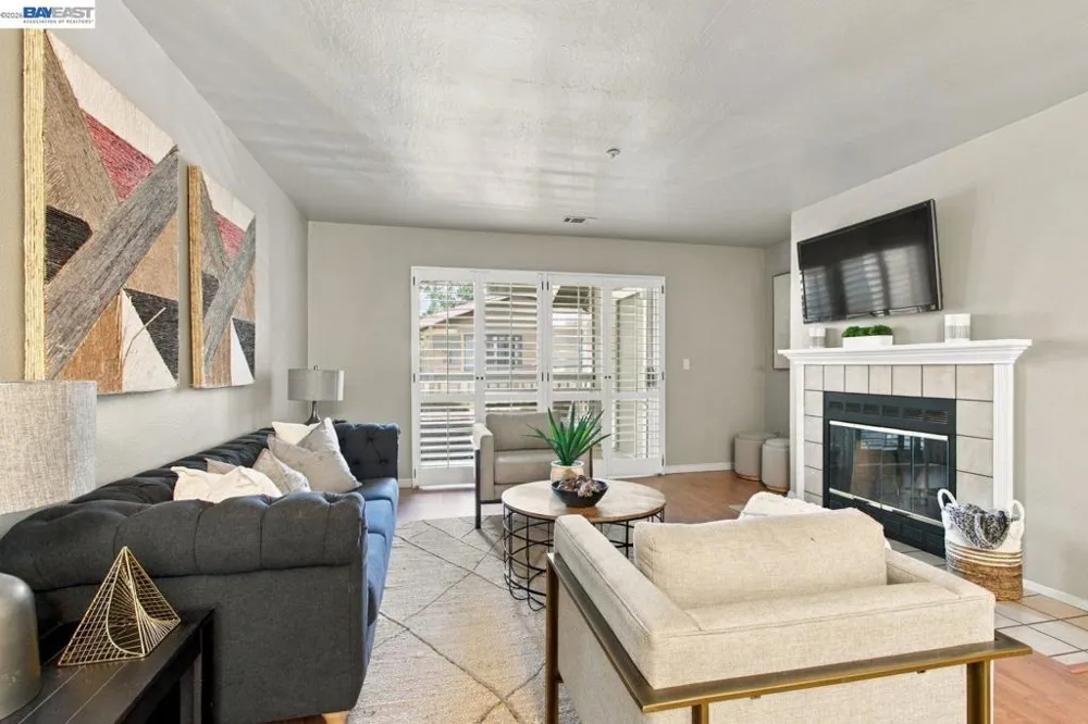 2627 Oak Rd #B Walnut Creek, CA 94597