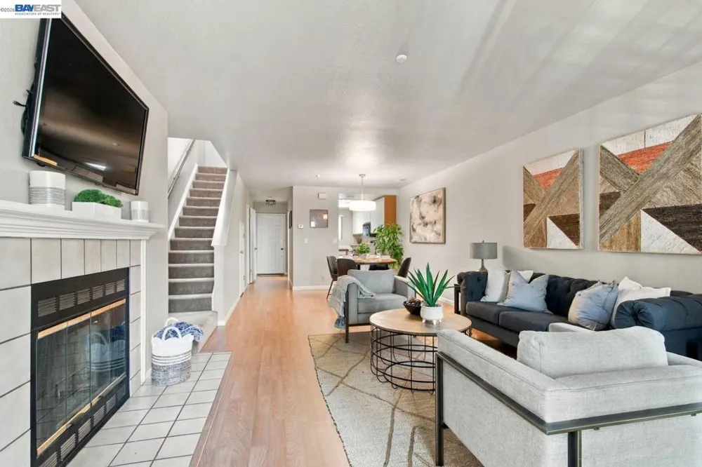 2627 Oak Rd #B Walnut Creek, CA 94597