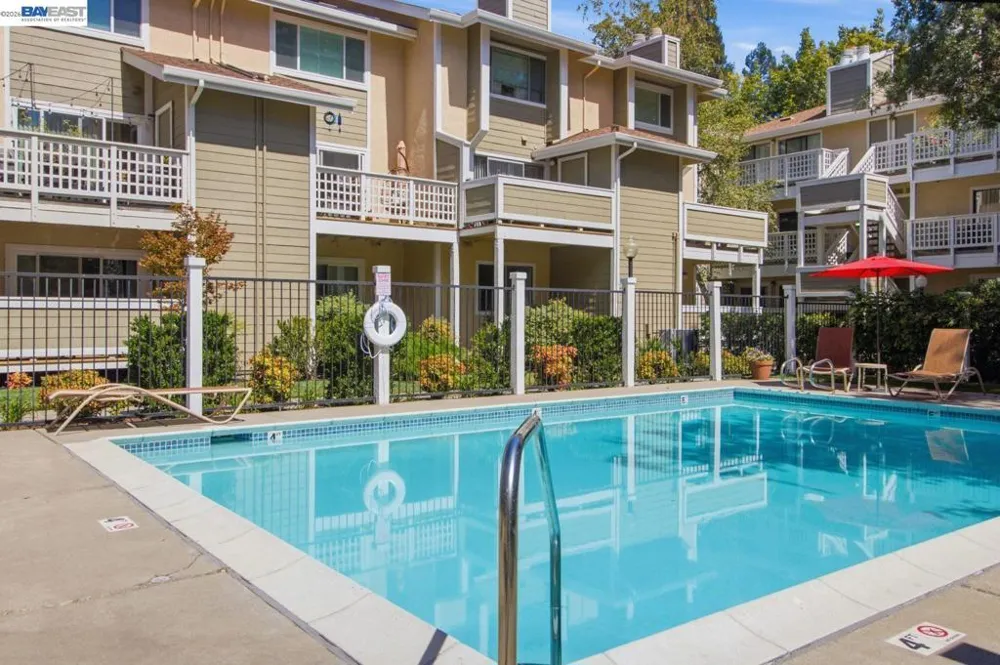 2627 Oak Rd #B Walnut Creek, CA 94597