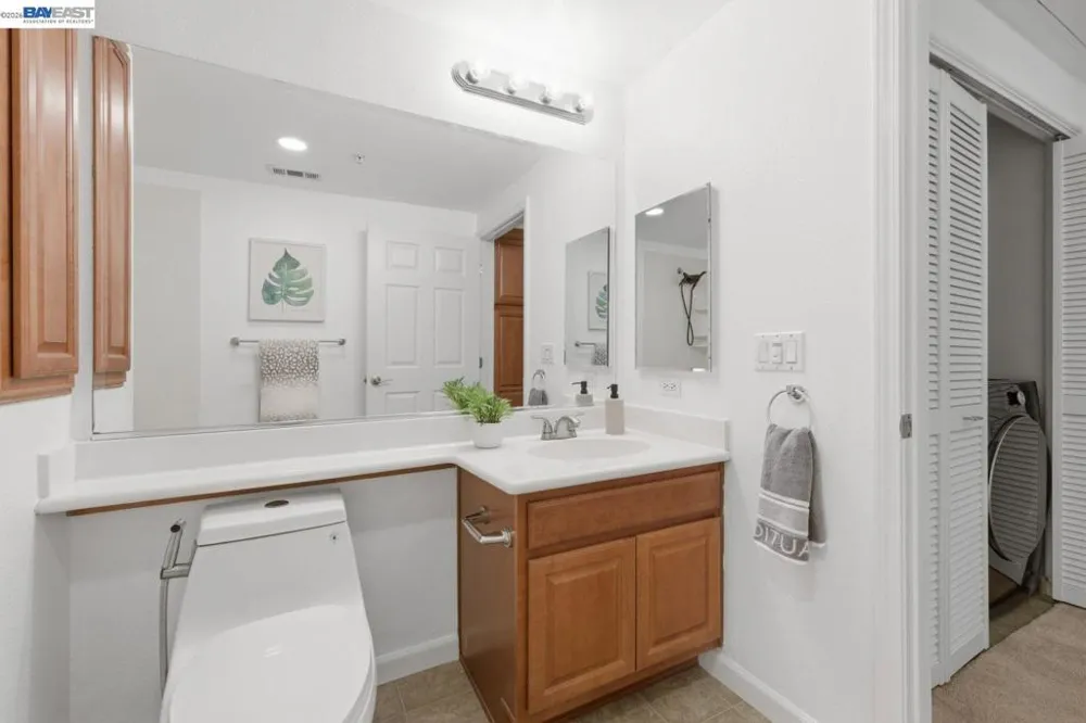 800 S Abel Street #519 Milpitas, CA 95035
