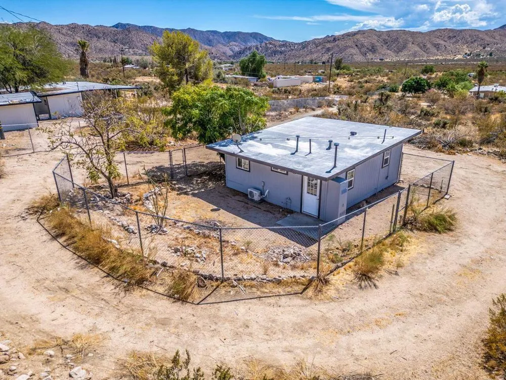 51944 Northridge Road Morongo Valley, CA 92256