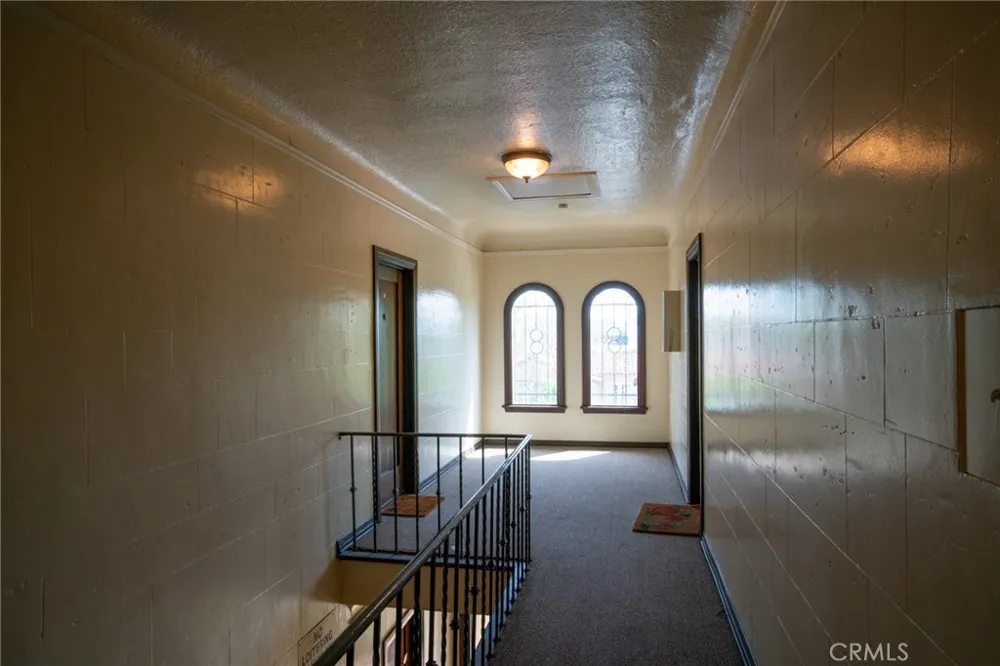 2059 Cedar Avenue Long Beach, CA 90806