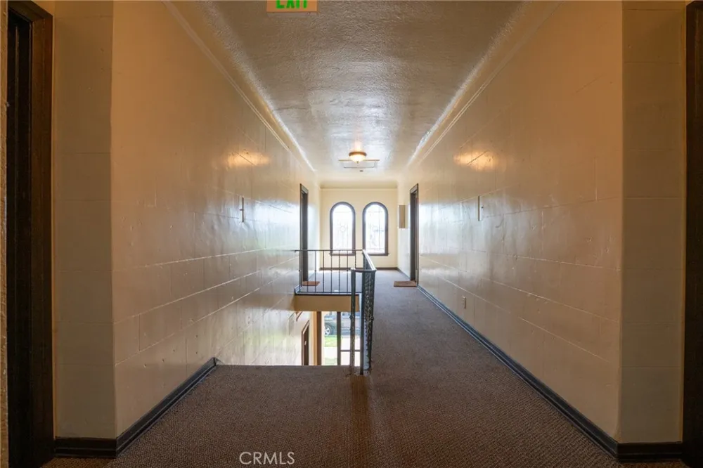2059 Cedar Avenue Long Beach, CA 90806