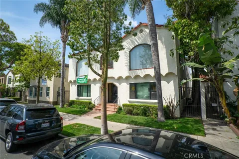 2059 Cedar Avenue