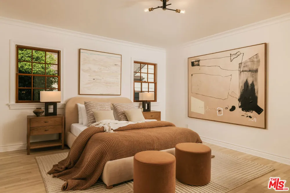 12225 Falkirk Lane Los Angeles, CA 90049
