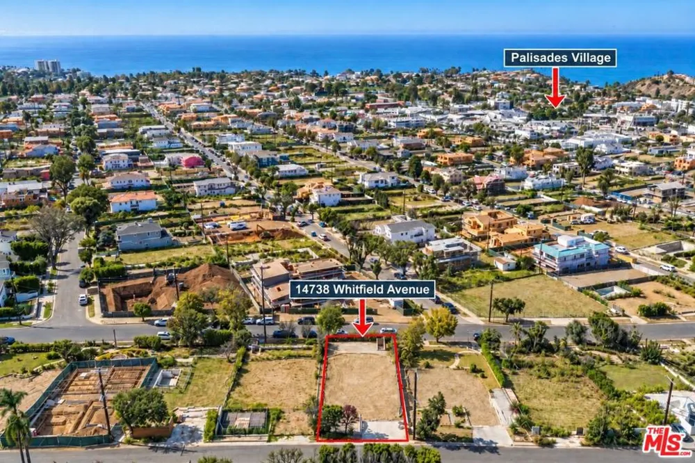 14738 Whitfield Avenue Los Angeles, CA 90272