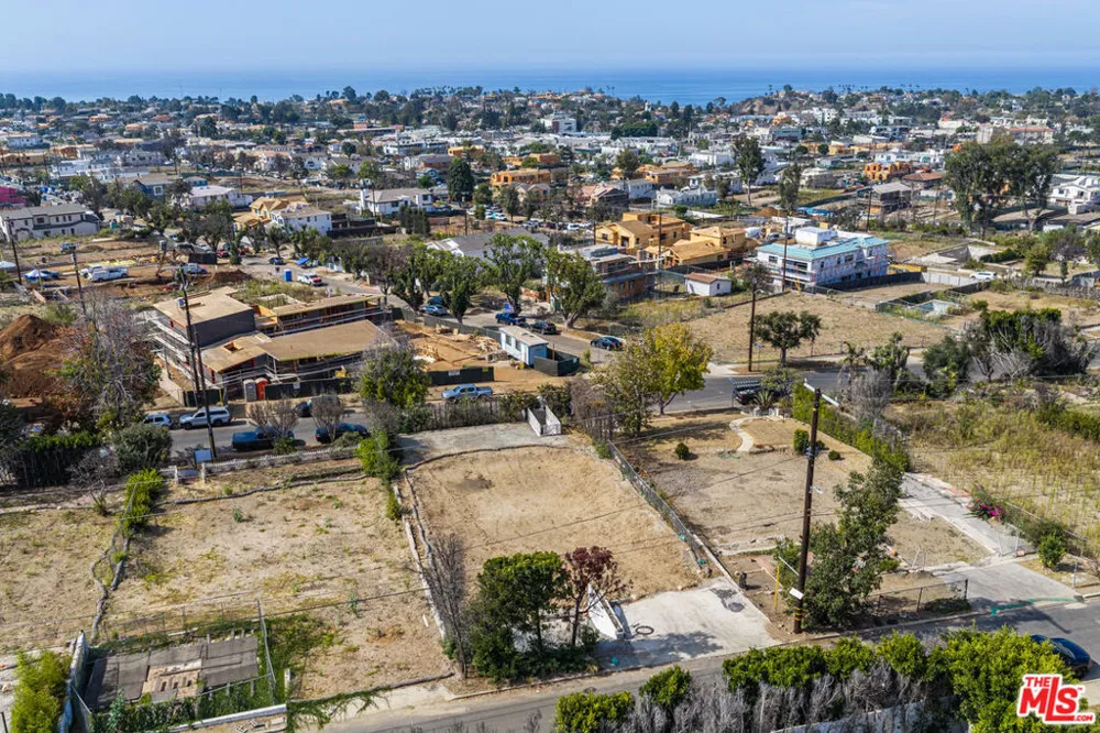 14738 Whitfield Avenue Los Angeles, CA 90272