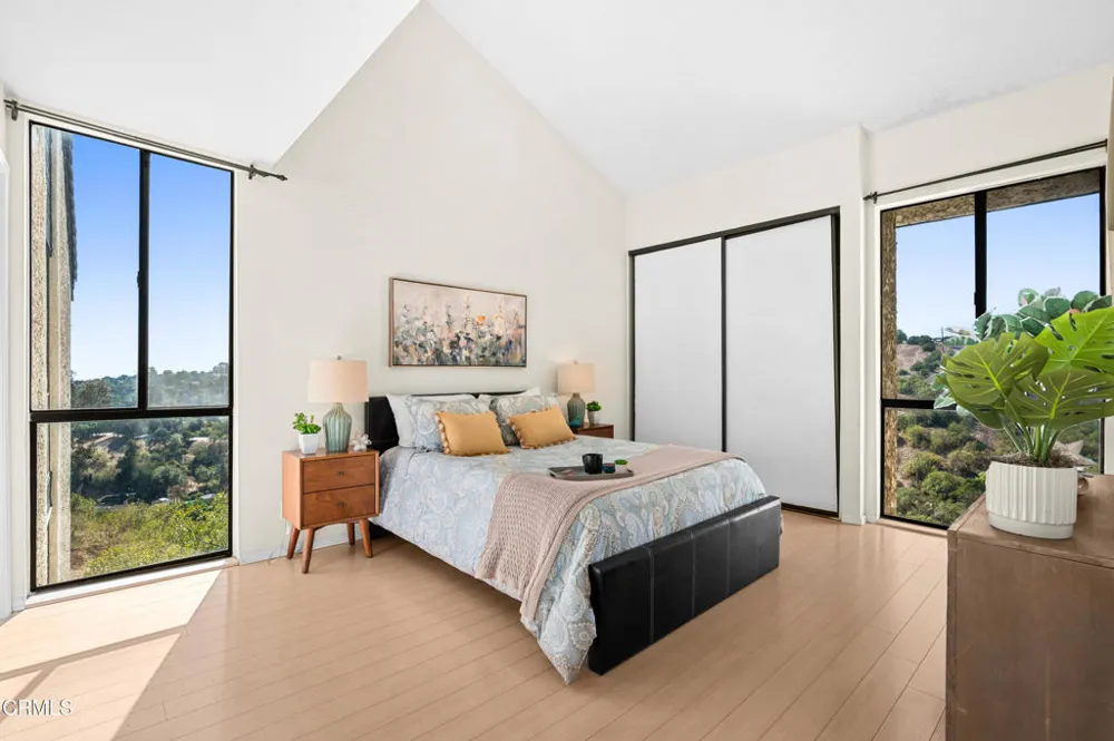 4239 Via Arbolada #308 Los Angeles, CA 90042