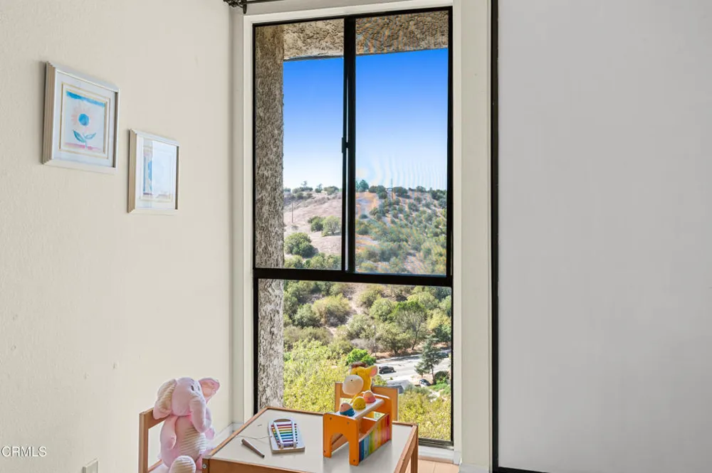 4239 Via Arbolada #308 Los Angeles, CA 90042