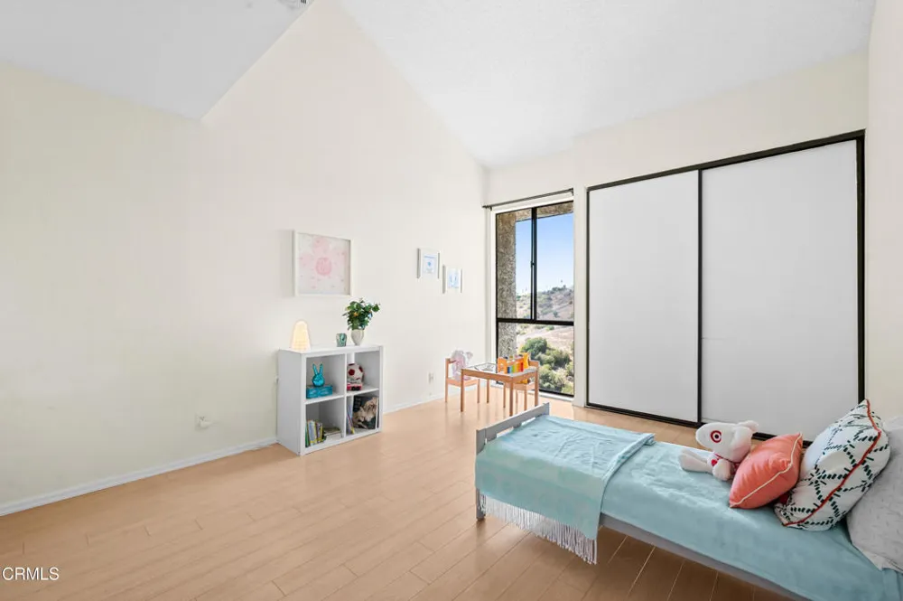 4239 Via Arbolada #308 Los Angeles, CA 90042