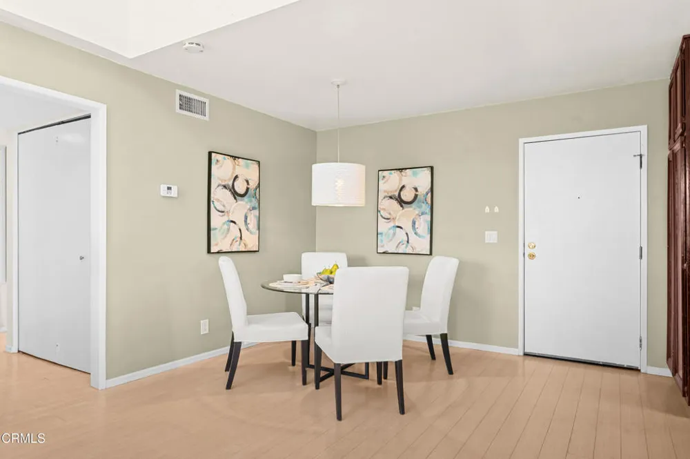 4239 Via Arbolada #308 Los Angeles, CA 90042