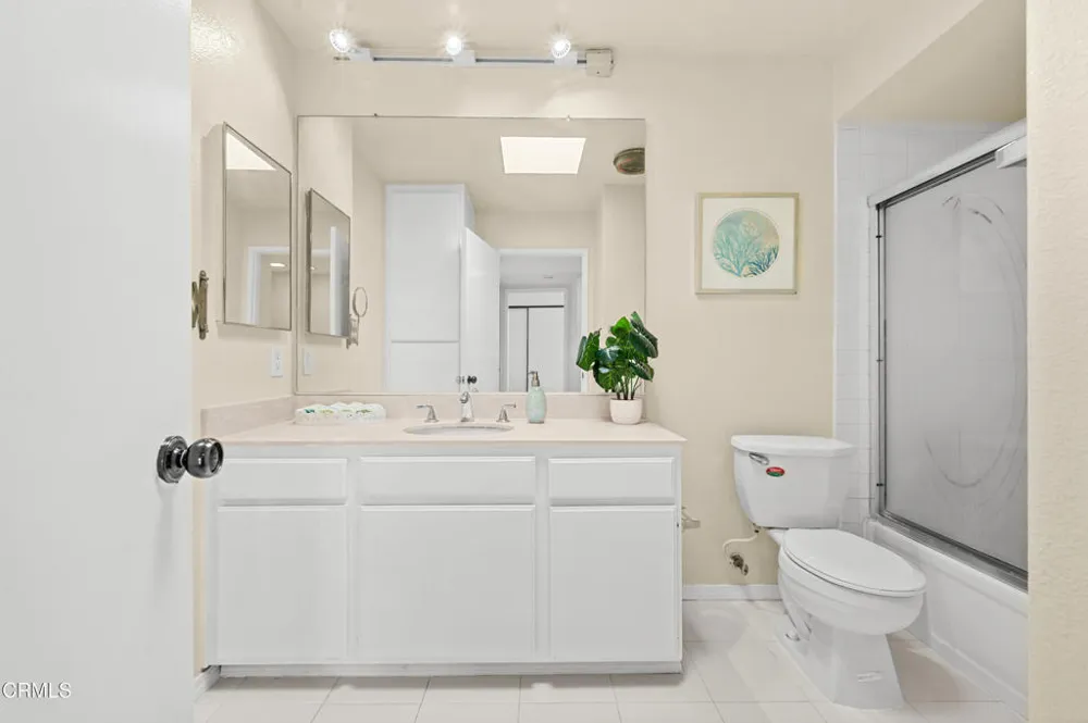 4239 Via Arbolada #308 Los Angeles, CA 90042