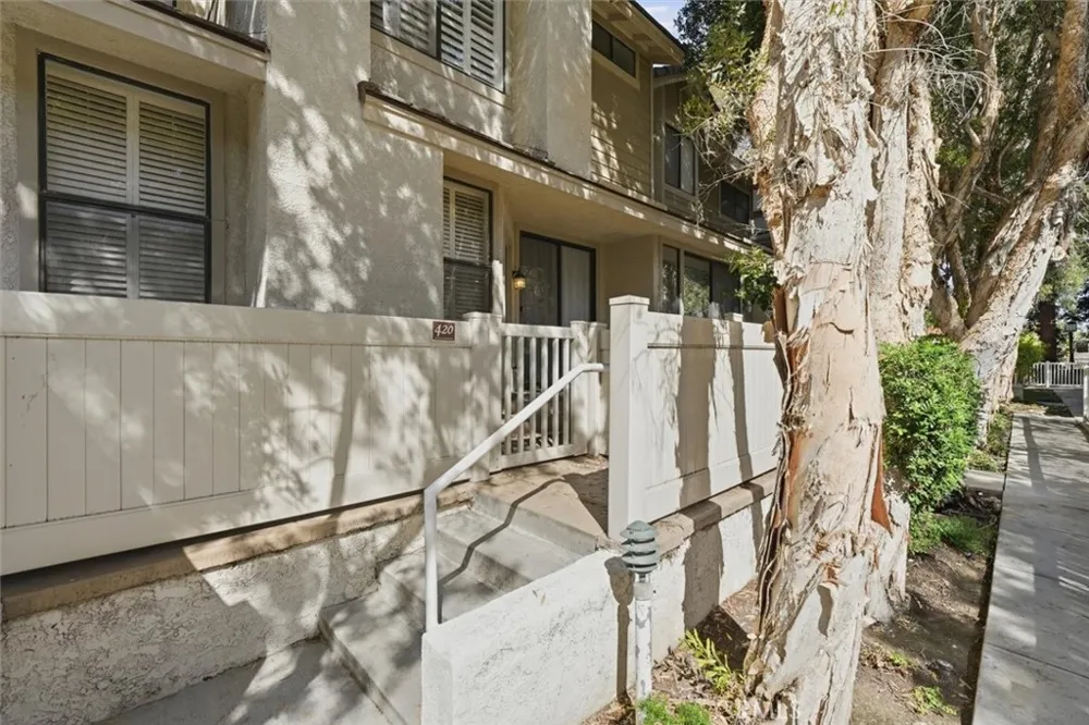 2595 Plaza Del Amo #420 Torrance, CA 90503