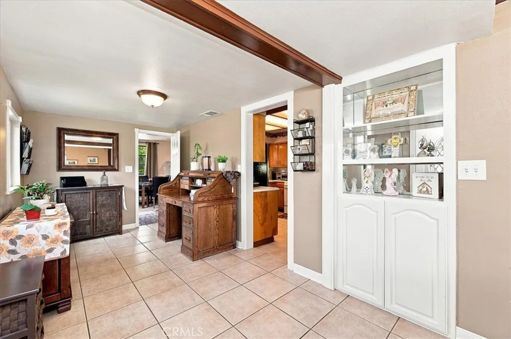 5105 Golden Riverside, CA 92505