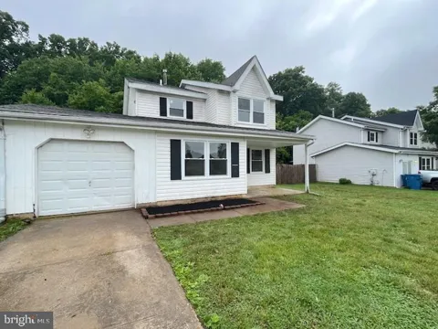 9 WELLINGTON DRIVE