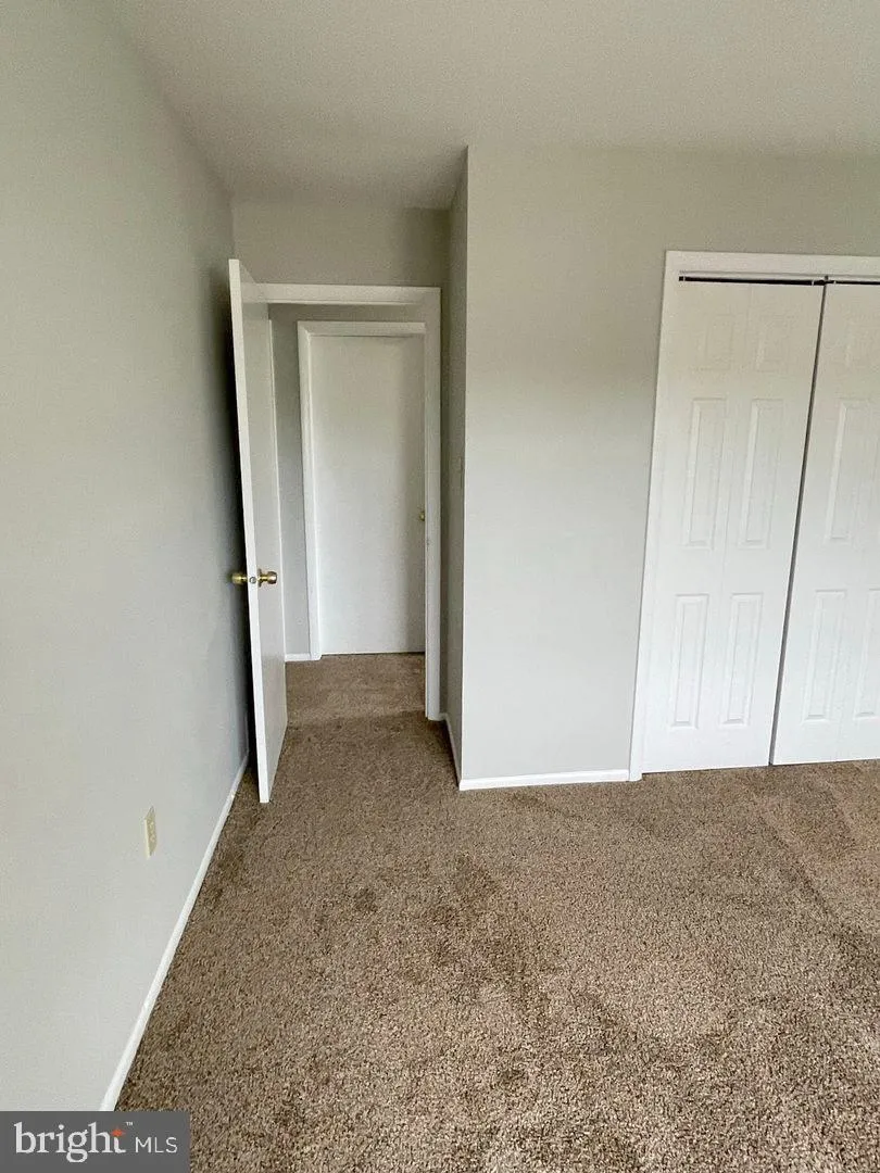 9 WELLINGTON DRIVE Newark, DE 19702