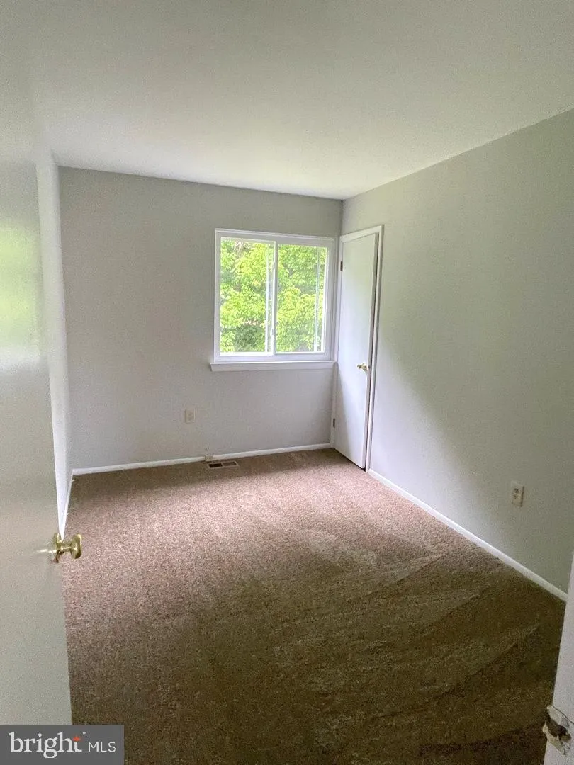 9 WELLINGTON DRIVE Newark, DE 19702